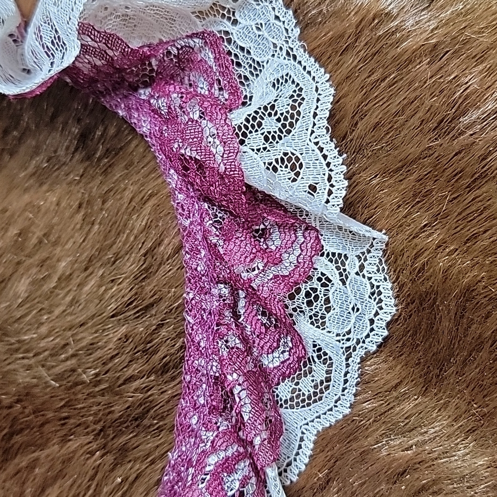 Vintage lace trim